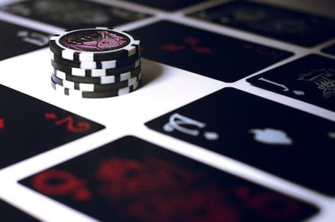 Mastering Mixed Games: Navigating Multiple Poker Variants
