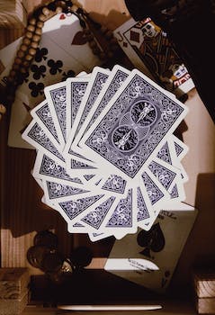 Mind Games at the Table: The Art of Reading Poker Opponents